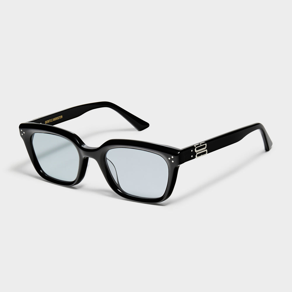 
                
                    Load image into Gallery viewer, Gentle Monster Musee 01(BL) Sunglasses In Black - CNTRBND
                
            