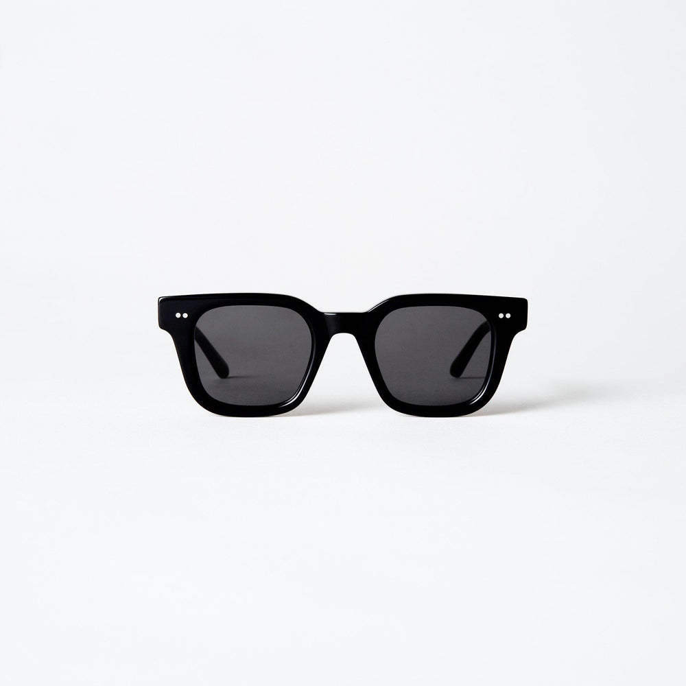 CHIMI 04M Sunglasses In Black - CNTRBND