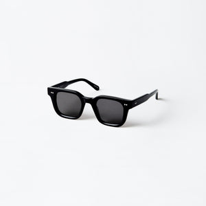 CHIMI 04M Sunglasses In Black - CNTRBND