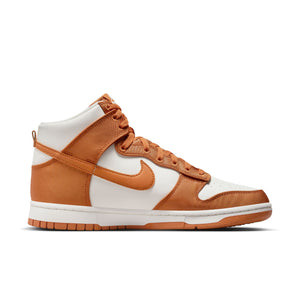 
                
                    Load image into Gallery viewer, Nike Dunk High Retro SE In Monarch - CNTRBND
                
            