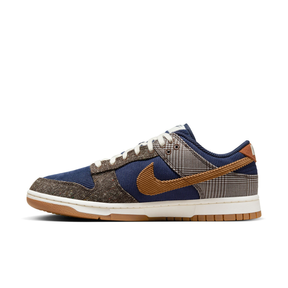 
                
                    Load image into Gallery viewer, Nike Dunk Low Premium In Midnight Navy/Ale Brown - CNTRBND
                
            