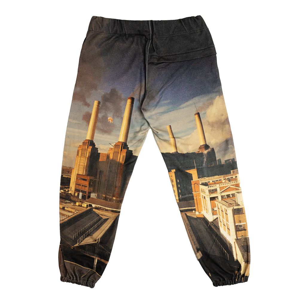 
                
                    Load image into Gallery viewer, UNDERCOVER Animals Sweatpants In Multi - CNTRBND
                
            