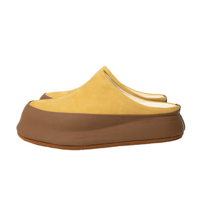 
                
                    Load image into Gallery viewer, Jacquemus Les Mules Goia Slides In Yellow - CNTRBND
                
            