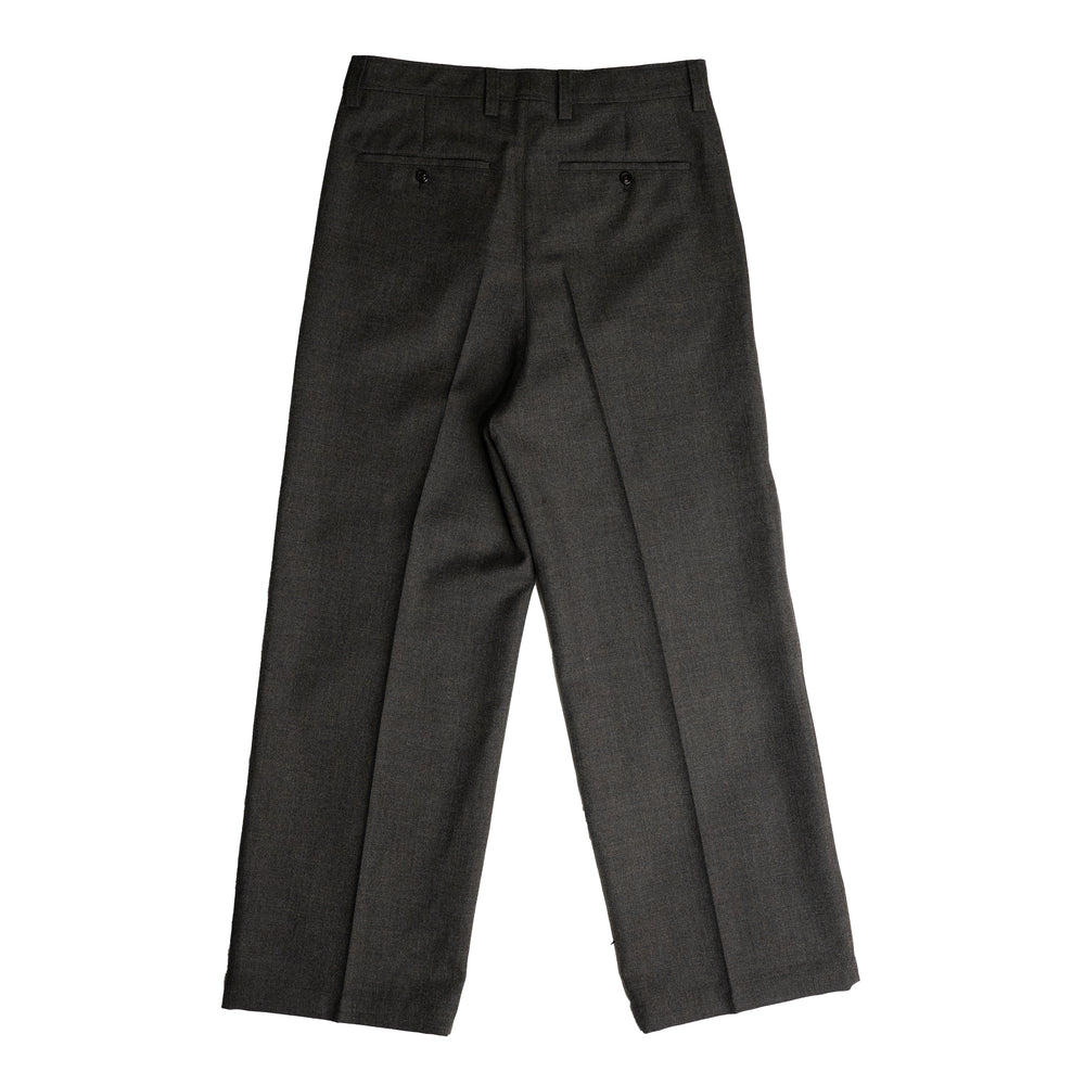 AMI Large Fit Pant In Grey - CNTRBND