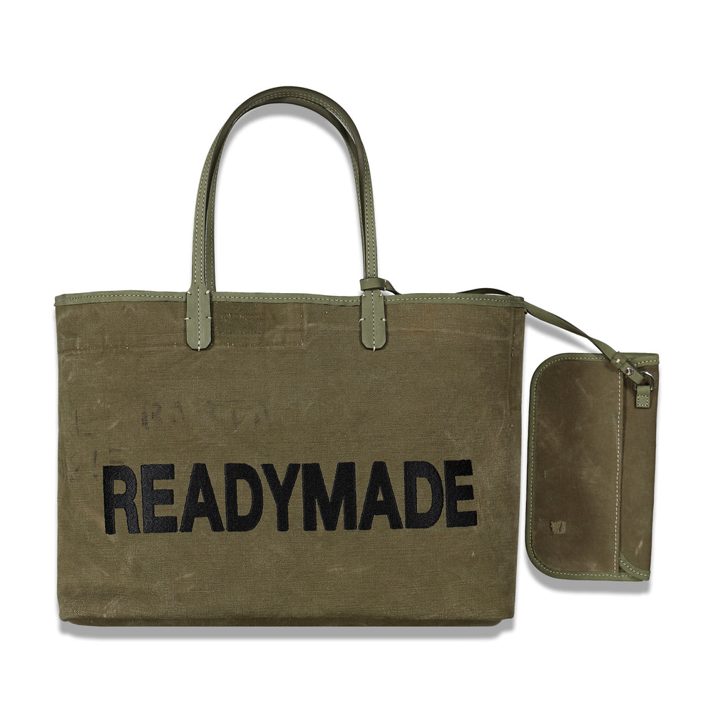 
                
                    Load image into Gallery viewer, READYMADE Dorothy Medium Bag In Green - CNTRBND
                
            